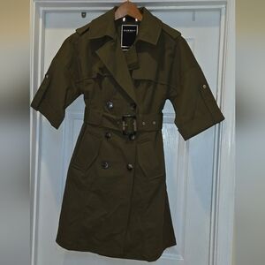 Runway Collection Olive Green Short Sleeve Trench Coat